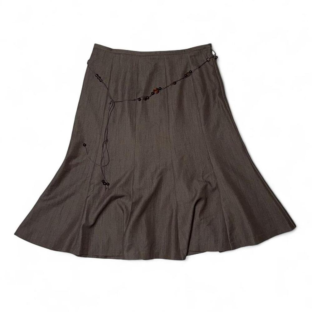 Boho women’s Dressbarn Gray beaded Belt midi skirt with a boho vibe, size 10